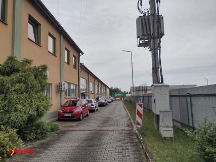 Obiekt magazyn 1000 m2 biuro 200 m2 i parkingi
