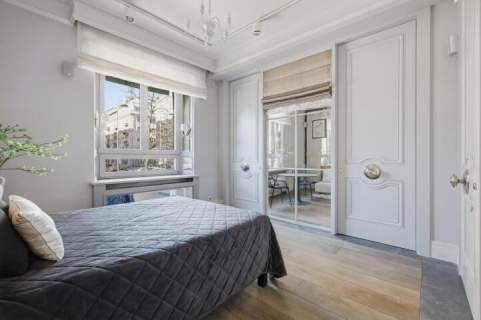 Eleganckie mieszkanie Plac Zbawiciela 49,5 m2