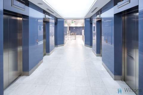 Biuro do wynajęcia 2 420 m Netto Blue Tower