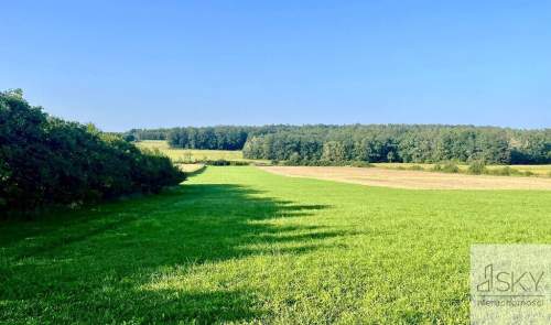 Działka budowlan 2640 m   las, spokój, prywatność