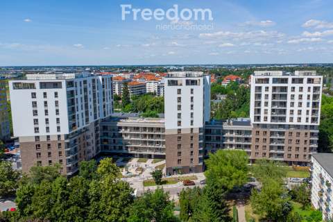 Dwa pokoje 35 m2 Duża loggia Garaż