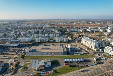 Batalionów Chłopskich/Lazurowa- 2 poziomy garaż