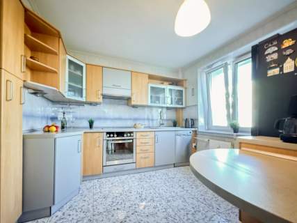 Grunwald 3 pok 70 m2 Garderoba Balkon Cisza