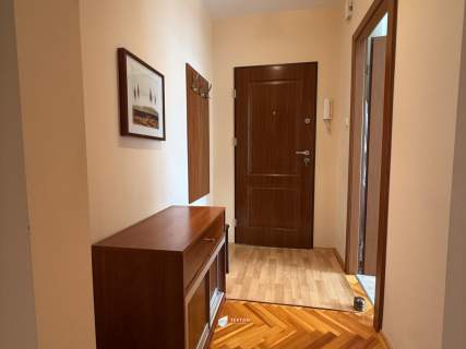 PIĄTKOWSKA 3POK USTAWNE ŁADNE BALKON WINDA CISZA