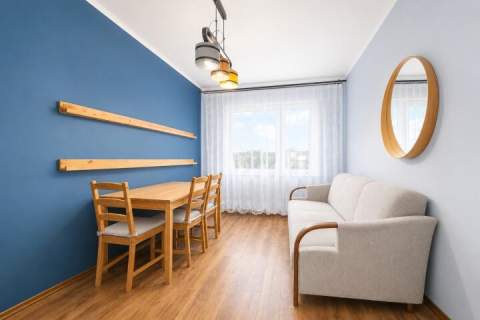 Raków 4 pokoje balkon do odświeżenia