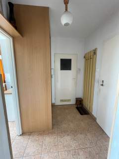KAWALERKA Z OSOBNĄ KUCHNIĄ - 37 M2 - WIELICKA