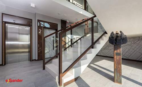 Apartament z tarasem i ogrodem   nad wodą, idealny