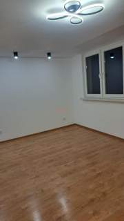 Wysoki parter 3 pokoje po remoncie Balkon Cicha okolica