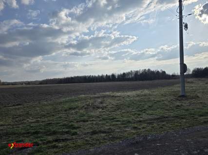 Blisko szkoły w Wierzchowisku