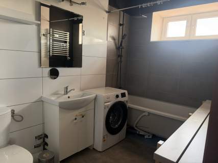 Dwa poziomy Widok na rzekę i las Balkon