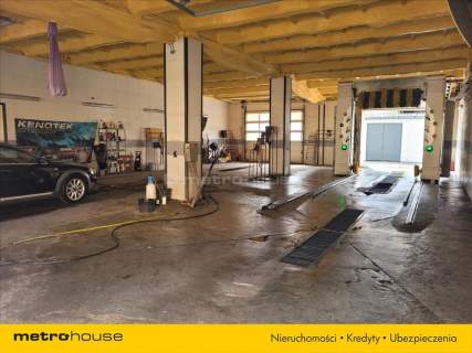 Na sprzedaż Centrum Motoryzacyjne 