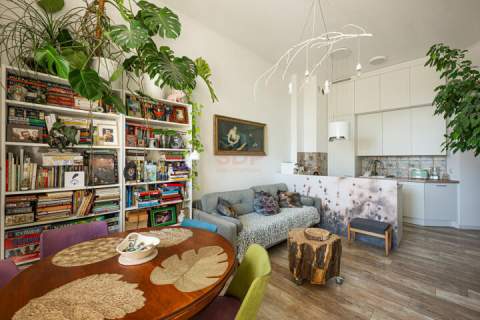 Wyjątkowa kamienica/przytulne 2 pokoje/balkon