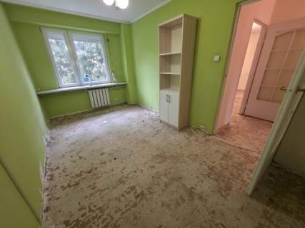 Klasyczny układ pomieszczeń na 1 piętrze.