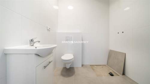 Lokal usługowy do wynajęcia - 100m2 