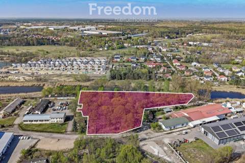 Zabytkowy park 1,2 ha 29 km od Warszawy