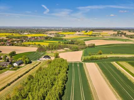Mała działka 10,36a w Suchorabie gm. Niepołomice