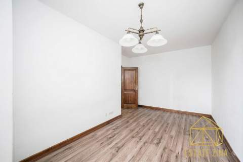 3 pokoje Os. Avia Balkon 2 piętro