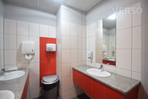 180 mkw. 5 pomieszczeń, 3 miejsca park. gratis.
