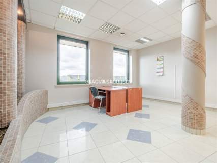 lokal biurowy 44 m2 Prądnik Biały biurowiec