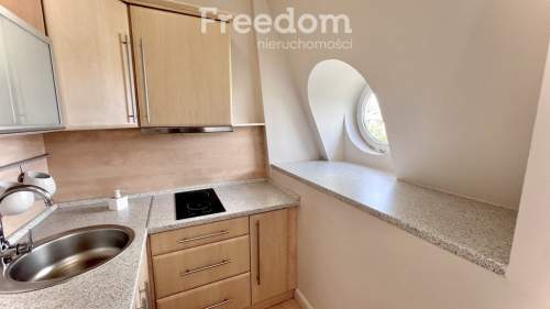 Apartament 4 os. z balkonem i widokiem na morze.
