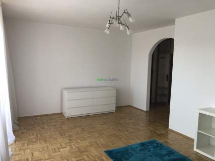 Dwa pokoje z oddzielną kuchnią, po remoncie