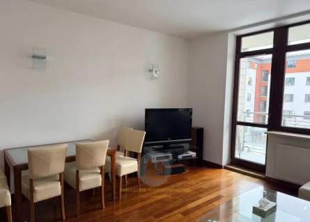 Cichy apartament , 3-pokoje z garderobą, 2xparking