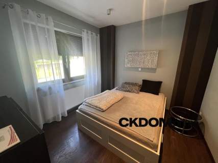 Dom 176 m z garażem i tarasem   Kielce, Zalesie