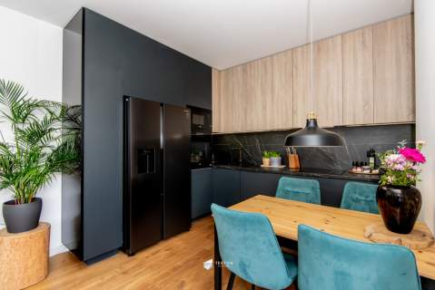 Apartament Modern Retro z dużym tarasemm Podolany