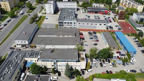 Hala 250 m2 z placem - KSM ul. Sandomierska