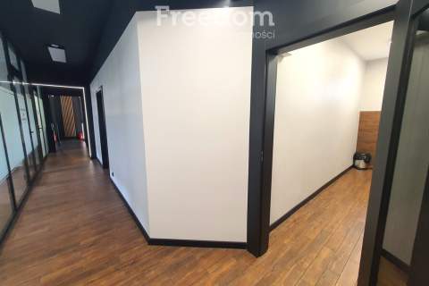 Lokal w budynku o wysokim standardzie w centrum