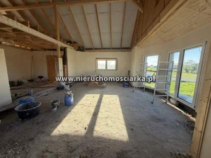 Nowy dom 183 m2 w spokojnej okolicy - Budziska
