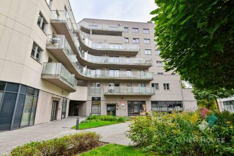 Jasne, komfortowe, 2 pokoje, loggia, Centrum