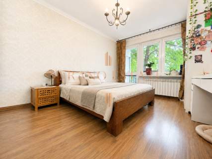 Dwustronne 2 Pokoje Piwnica 6 m Ogródek