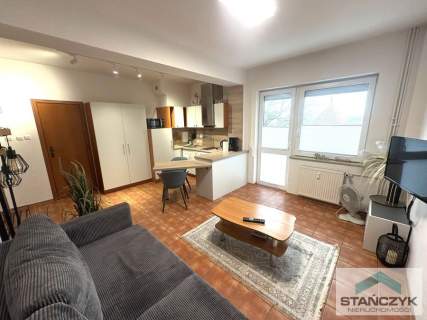 Słoneczny Apartament 25 m2   Duży balkon   Blisko