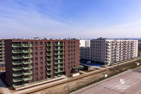 Lokal z ogródkiem Centralna 40 miw