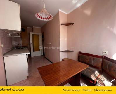 2 pokoje LESZCZYNOWA balkon 48,6 m do remontu