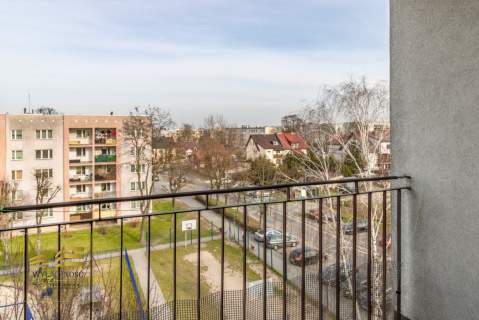Na sprzedaż 3 pokoje kuchnia I Balkon I Piwnica