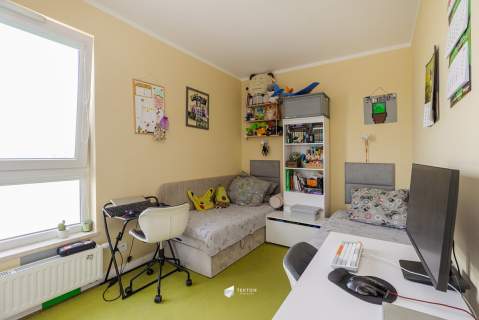 3 pokoje dwustronne duży balkon garaż