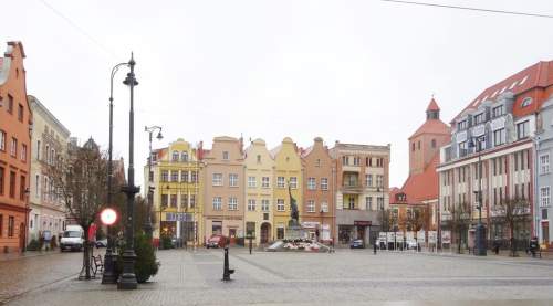 Nietuzinkowe mieszkanie na Starówce MELDUNEK 