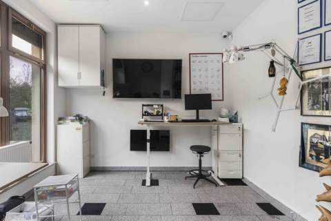 Lokal użytkowy Idzikowskiego 84m2 witryny