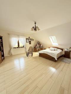 Dom 250m2 z 2 halami łącznie 1300m2 2,19ha ziemi