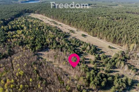 Działki budowlane w okolicy lasów i jeziora