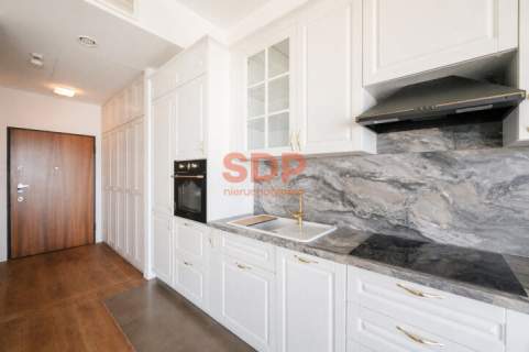 Apartament w stylu glamour na 28. piętrze z widokiem na Wrocław