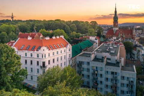 UNIKATOWA NIERUCHOMOŚĆ, Widok na całe miasto