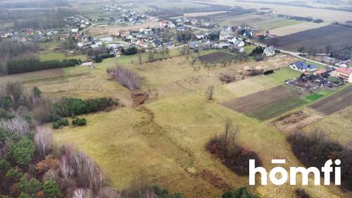 PIĘKNY PRZESTRONNY DOM Z BARDZO DUŻĄ DZIAŁKĄ