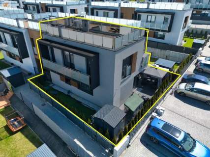 Apartament z ogródkiem i tarasem na dachu Węgrzce