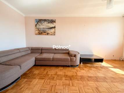 Ustawne M4 przy ul. Połanieckiej 64,4m2