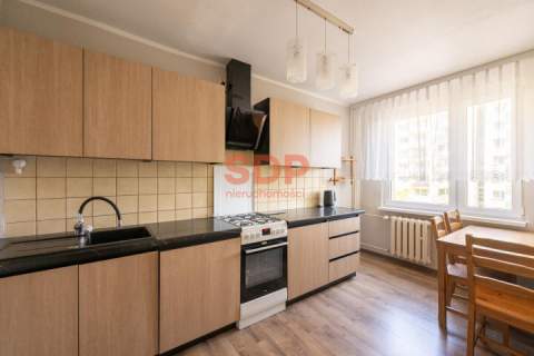3 pokoje w rozkładzie po remoncie balkon Nowy Dwór