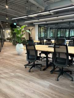 BIURKO DEDYKOWANE w COWORKING CO SPOT na Mokotowie