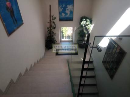 Parking,recepcja,dostęp24h,ochrona, wys.standard
